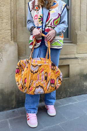 Velvet Duffle Bag – Oversized & Lightweight  - Mango Motion