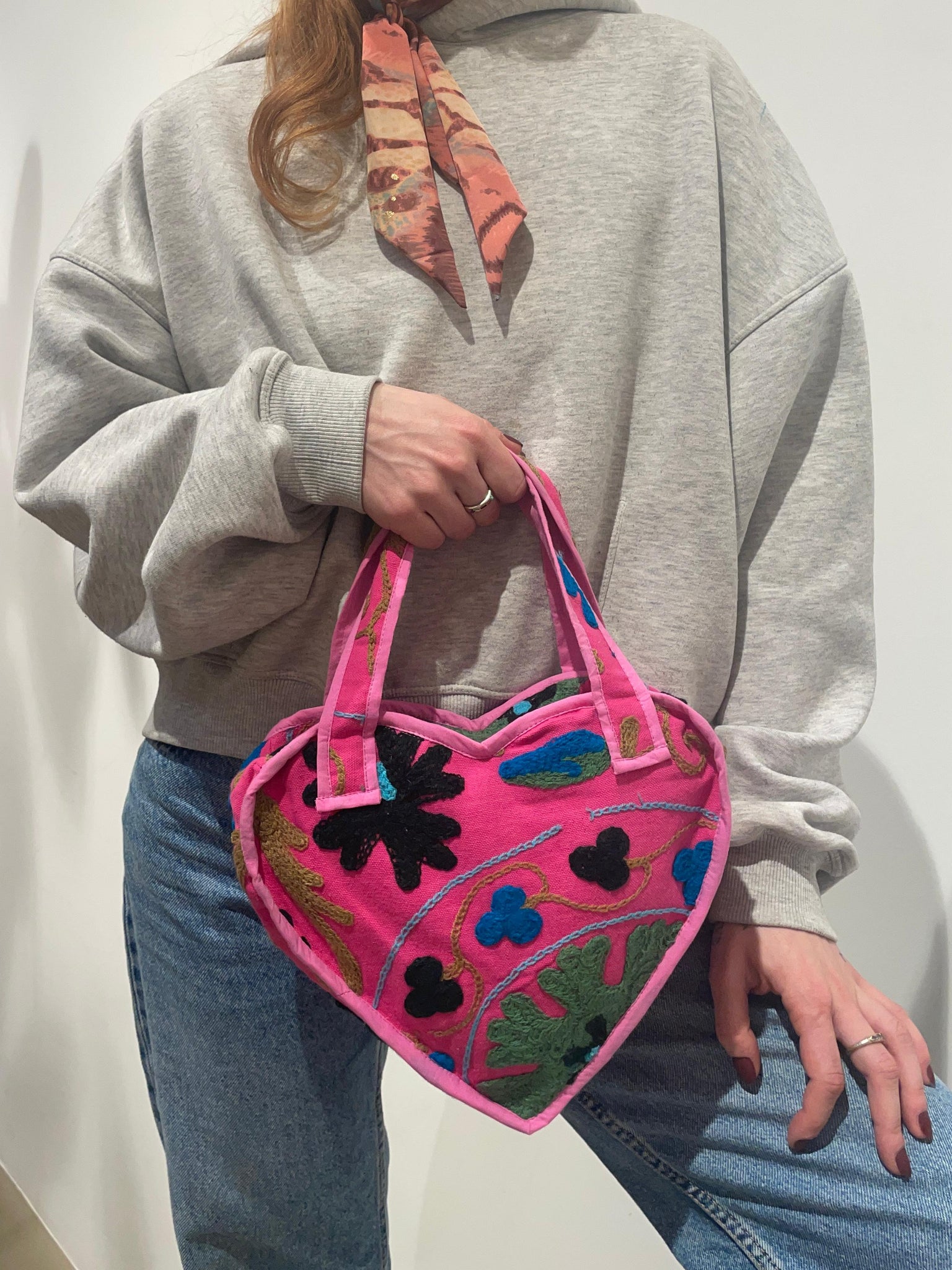 Suzani Heart Bag - Fuchsia Flame