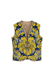 Gilet Devï Studios SARL en velours upcyclé bleu et jaune avec motif floral, fermeture par lacet, fait main au Maroc.