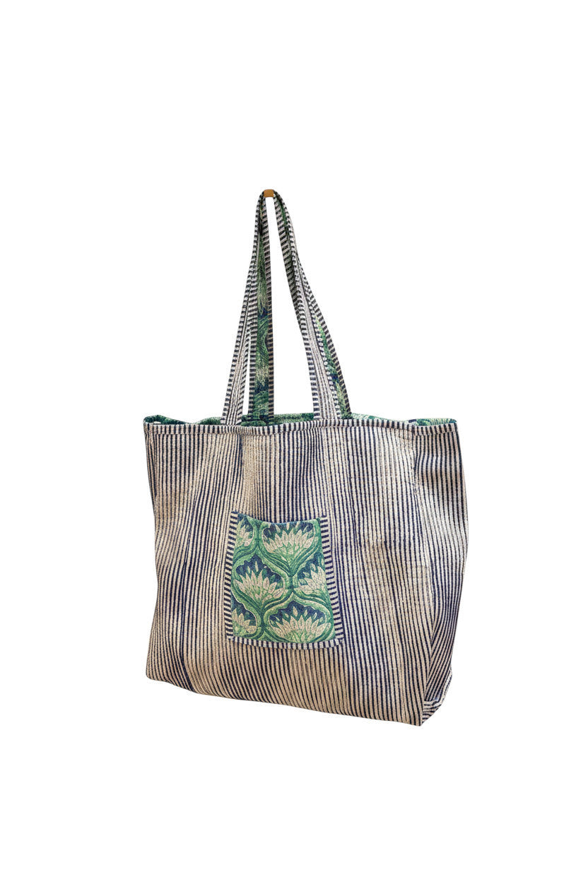 Devï Studios SARL sac cabas réversible en coton rayé bleu marine et blanc avec poche imprimée verte